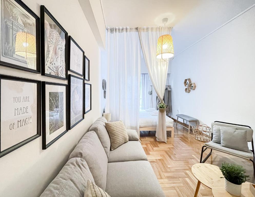 Część wypoczynkowa w obiekcie Boho Chic 2BR Apartment in the Center of Athens