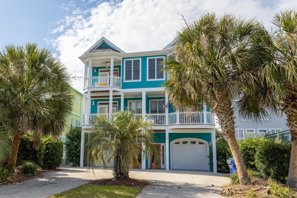 Pirate's Cove, Carolina Beach (updated prices 2024)