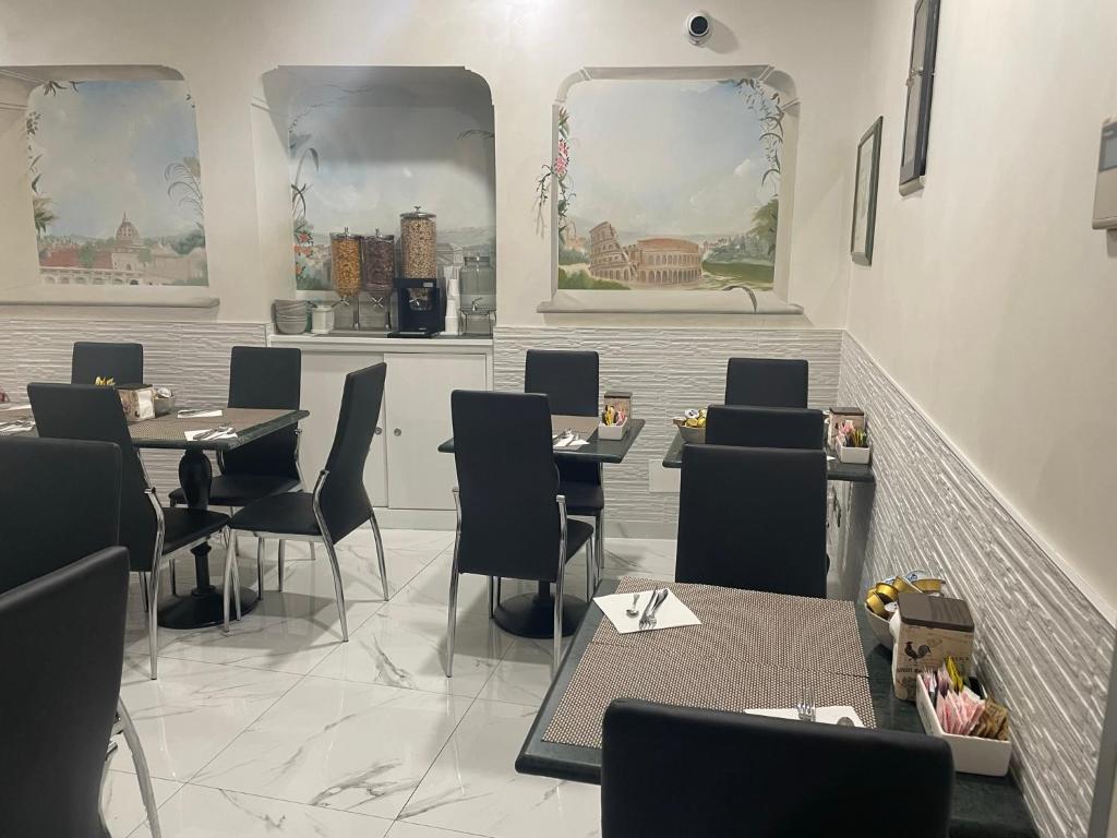 Un lugar para sentarse en Hotel Le Petit