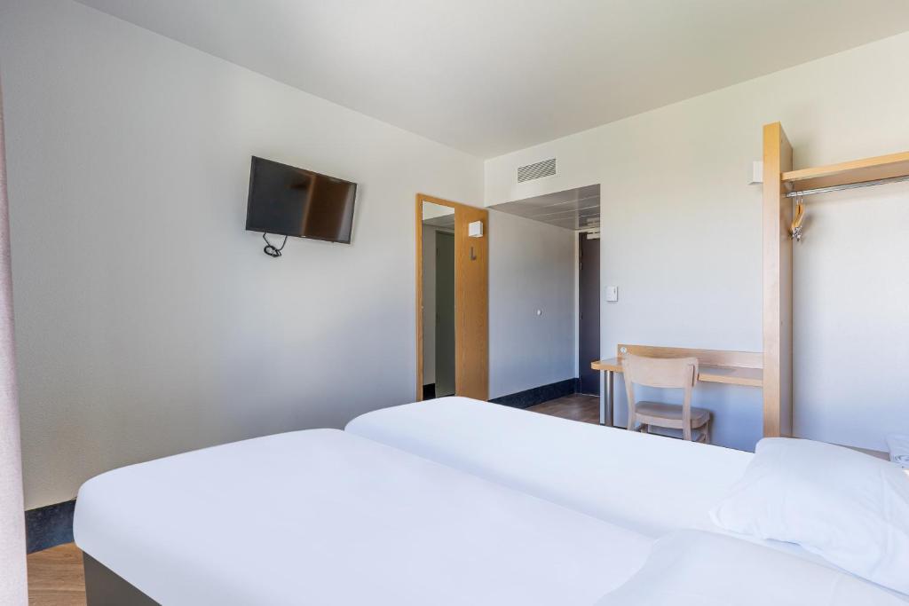 B&B HOTEL Marseille Euromed - Resim 15