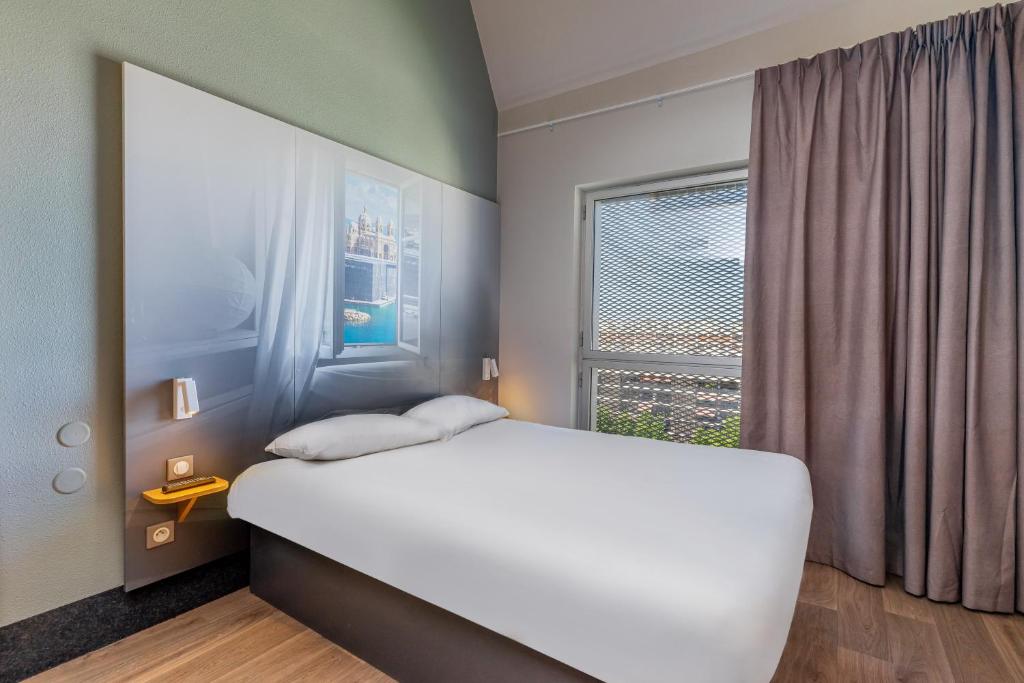 B&B HOTEL Marseille Euromed - Resim 38