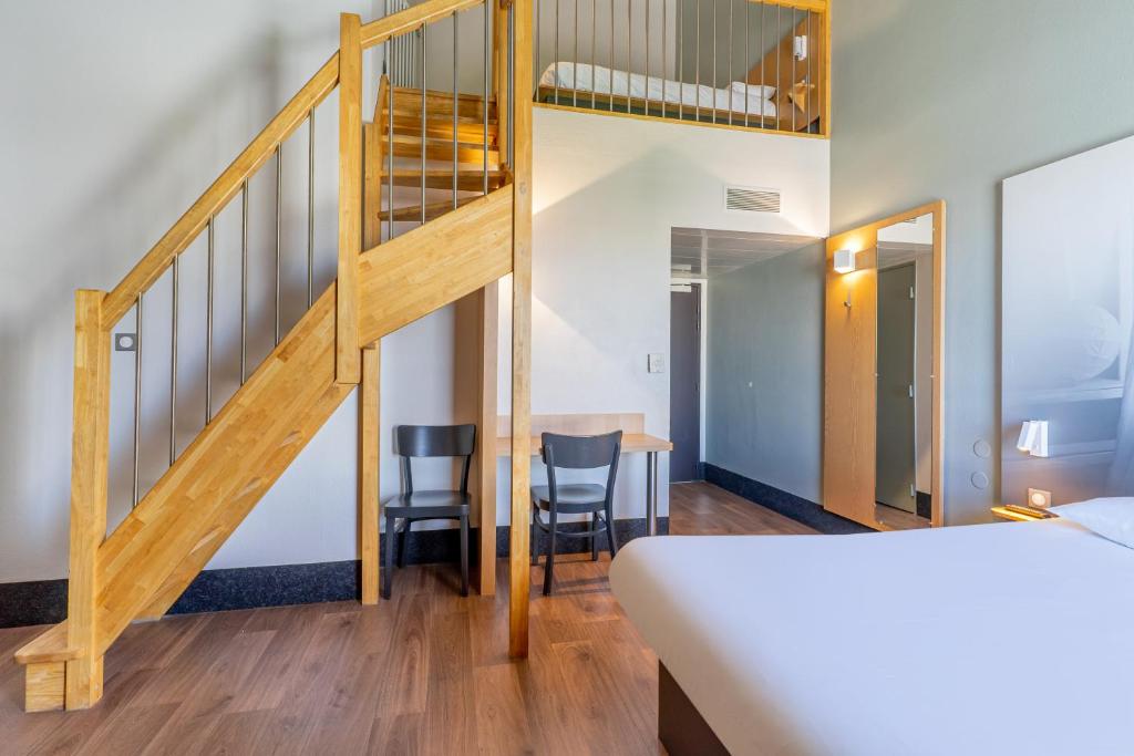 B&B HOTEL Marseille Euromed - Resim 33
