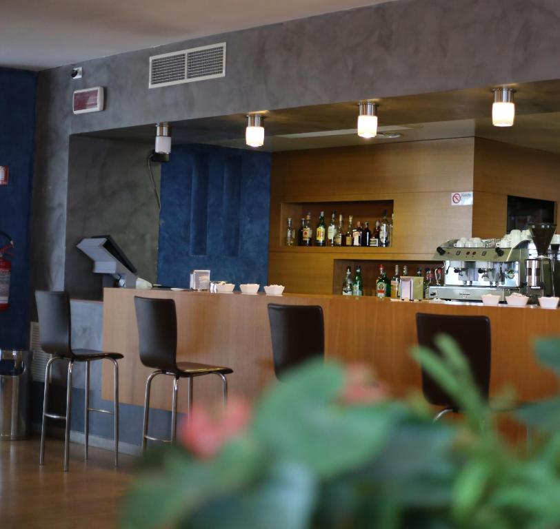 Juomia majoituspaikassa Sea Lion Hotel
