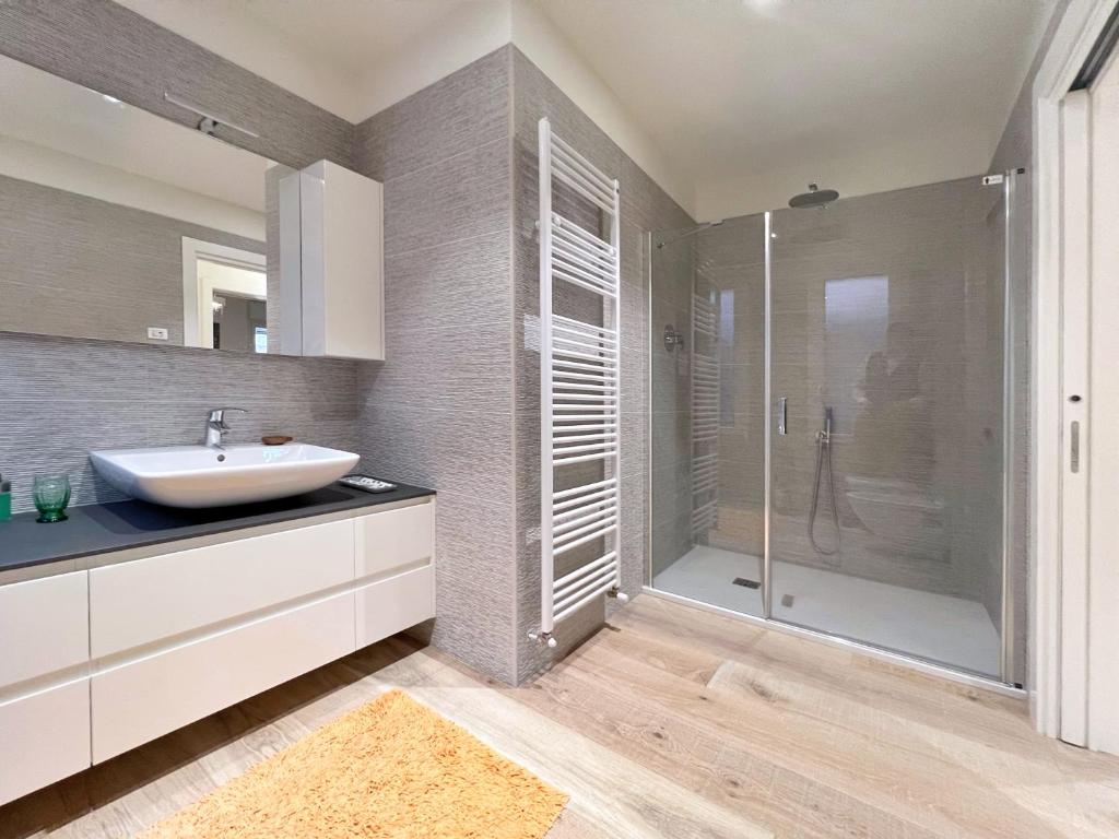 A bathroom at UR NEST San Giorgio