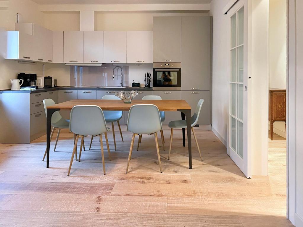 A kitchen or kitchenette at UR NEST San Giorgio