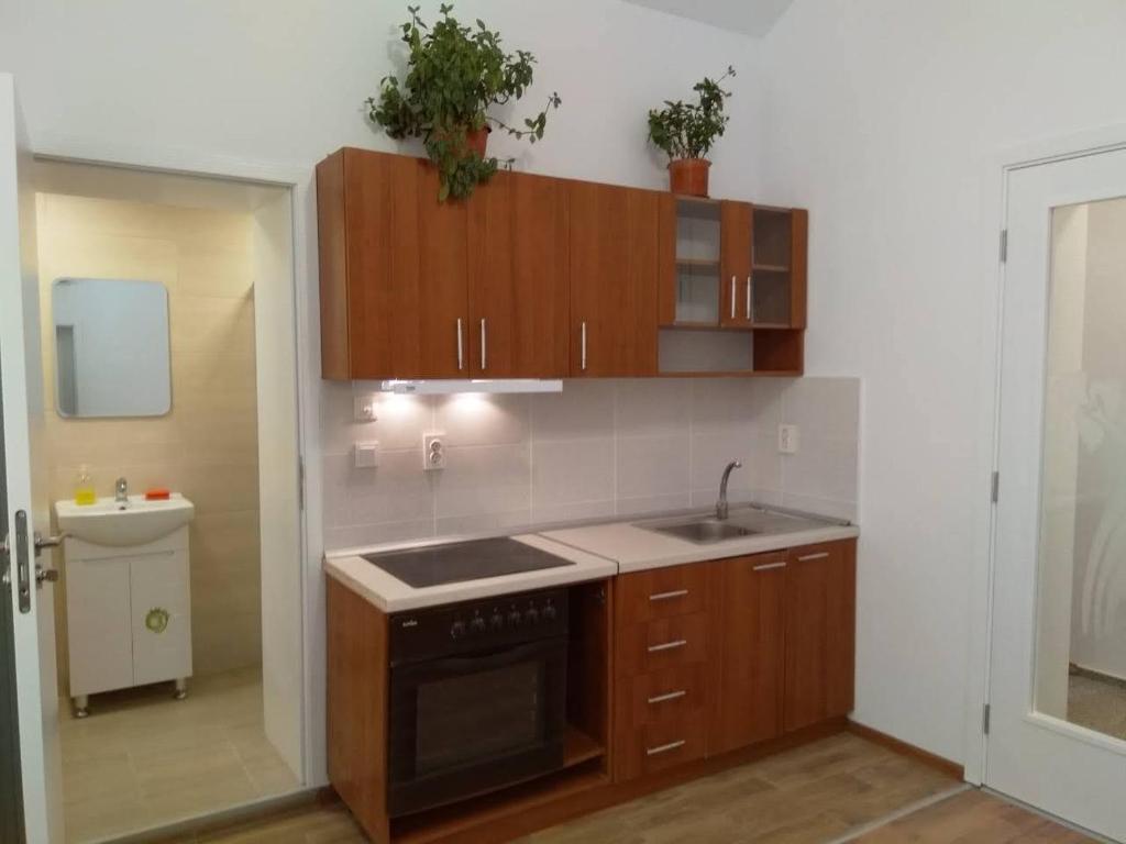 RIVER PORT APARTMENT 2