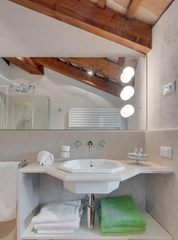 Łazienka w obiekcie Rambaldi Apartments Casa nr 5