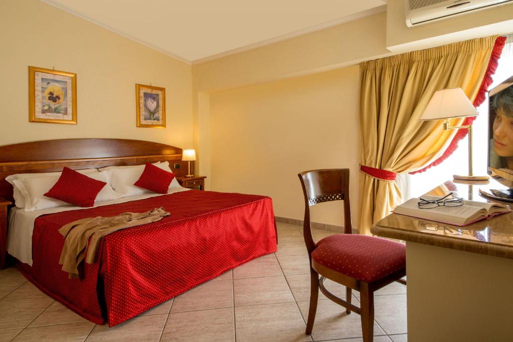 Postel nebo postele na pokoji v ubytování Marini Park Hotel