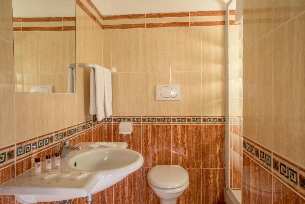 Koupelna v ubytování Marini Park Hotel