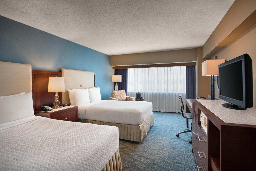 Crowne Plaza Hotel Los Angeles Harbor, an IHG Hotel - 