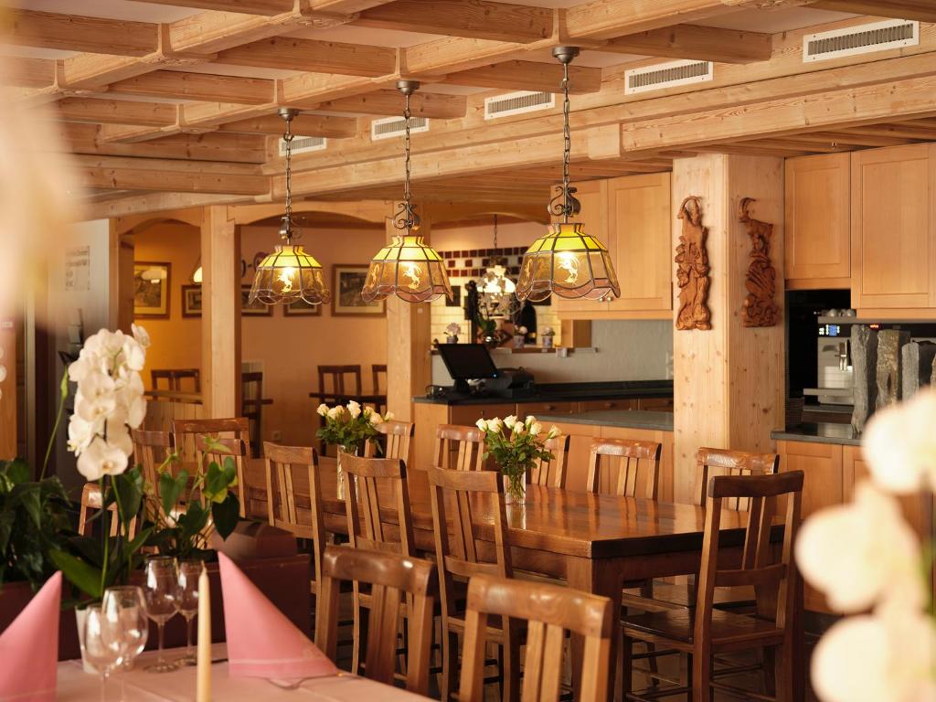 Restaurace v ubytování Hotel Steinbock