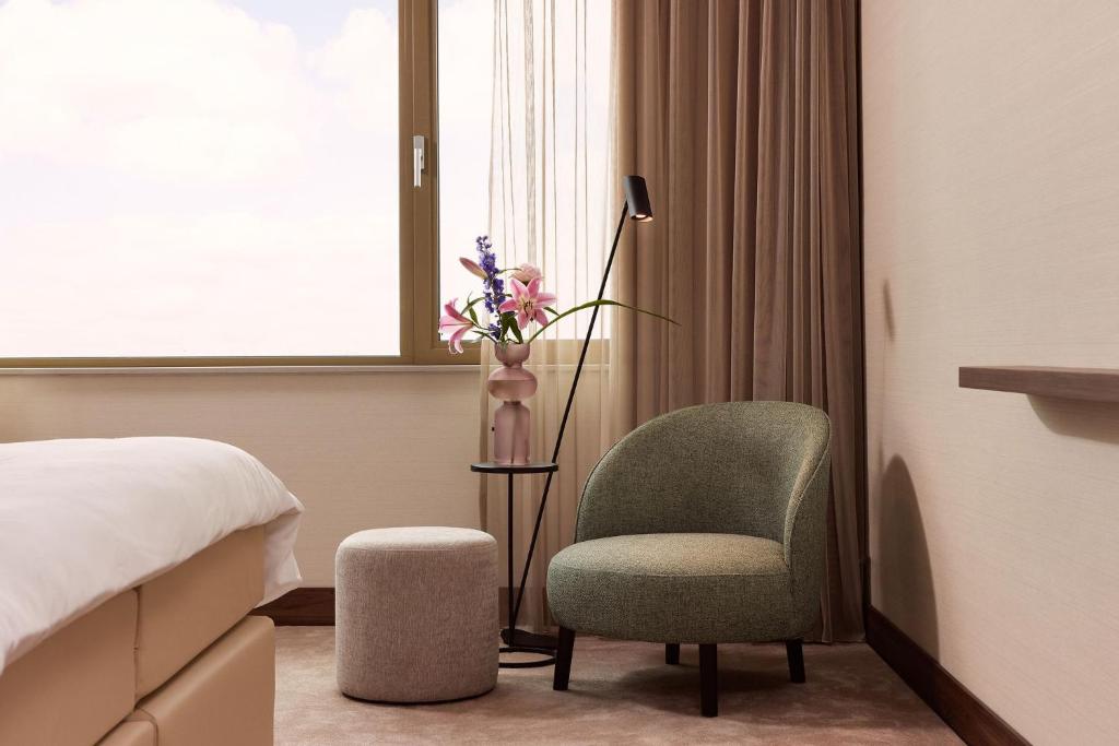 Posezení v ubytování Van der Valk Hotel Delft A4