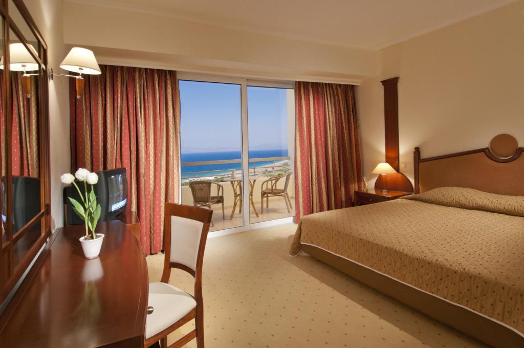 Kipriotis Panorama Hotel & Suites - 