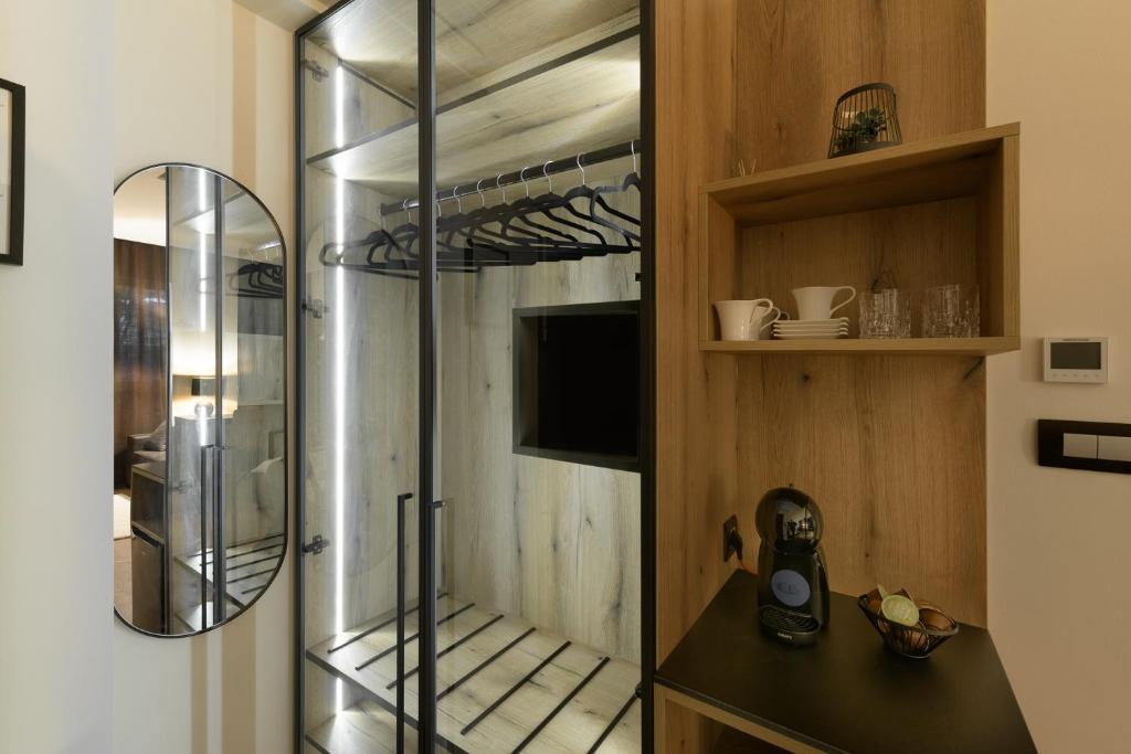 ROYAL SUITE, Ljubljana - Resim 8