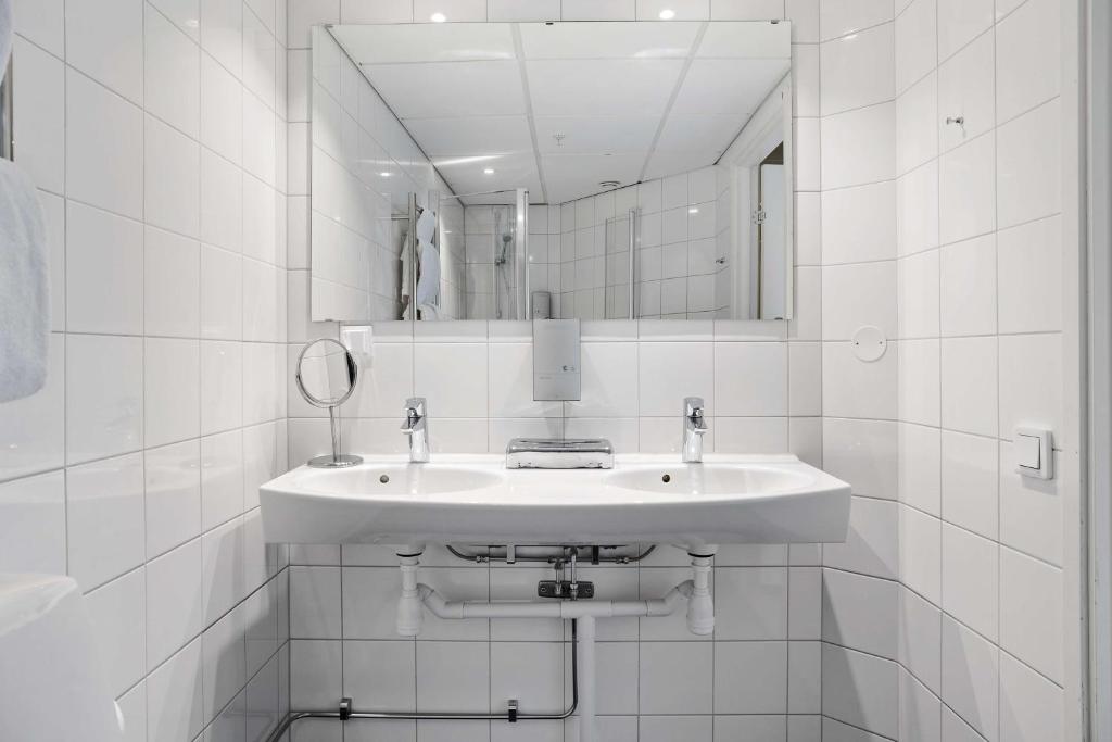 Koupelna v ubytování Best Western Hotel Svava