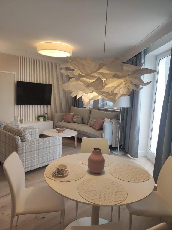 Posedenie v ubytovaní ForCity Apartment