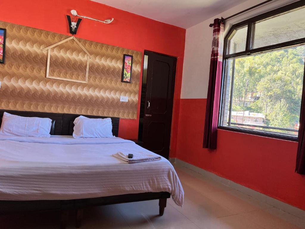 Sunrise View Homestay - Double Room With Mountain View
