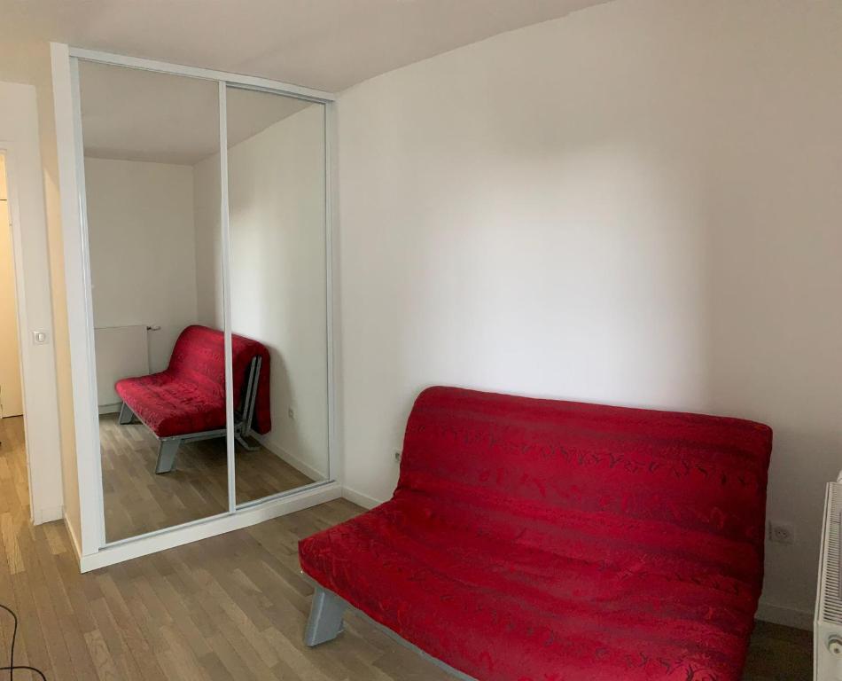 Posedenie v ubytovan&iacute; Chambre priv&eacute;e