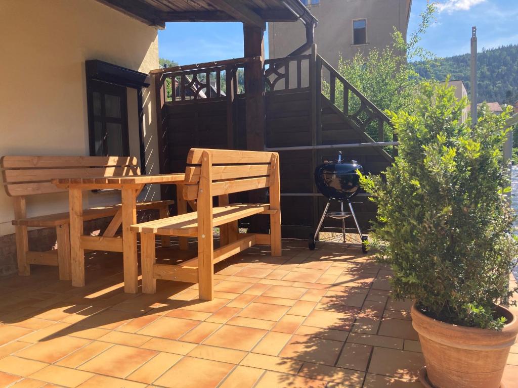 Balkón nebo terasa v ubytování FeWo Ostrau, neues Bad, neue Küche, zentral, ruhig, Sandstein-Ferien, Terrasse