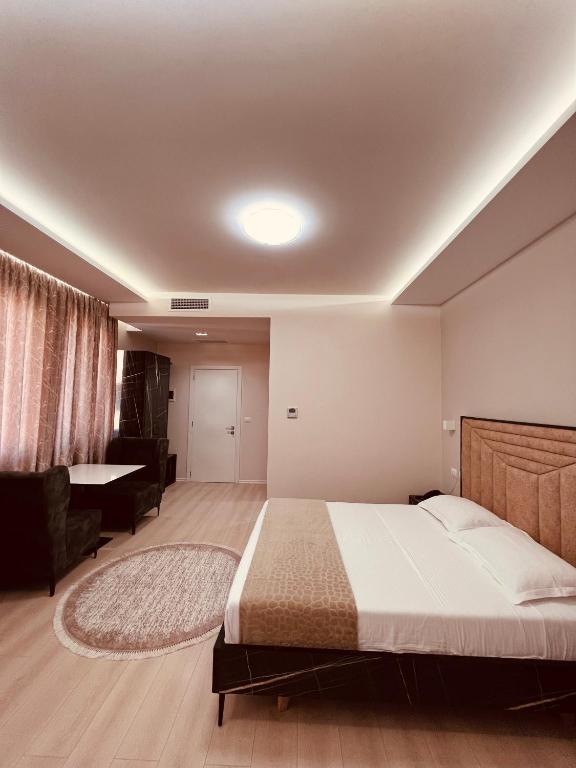 PRINCIPE DEL LAGO - Image 11
