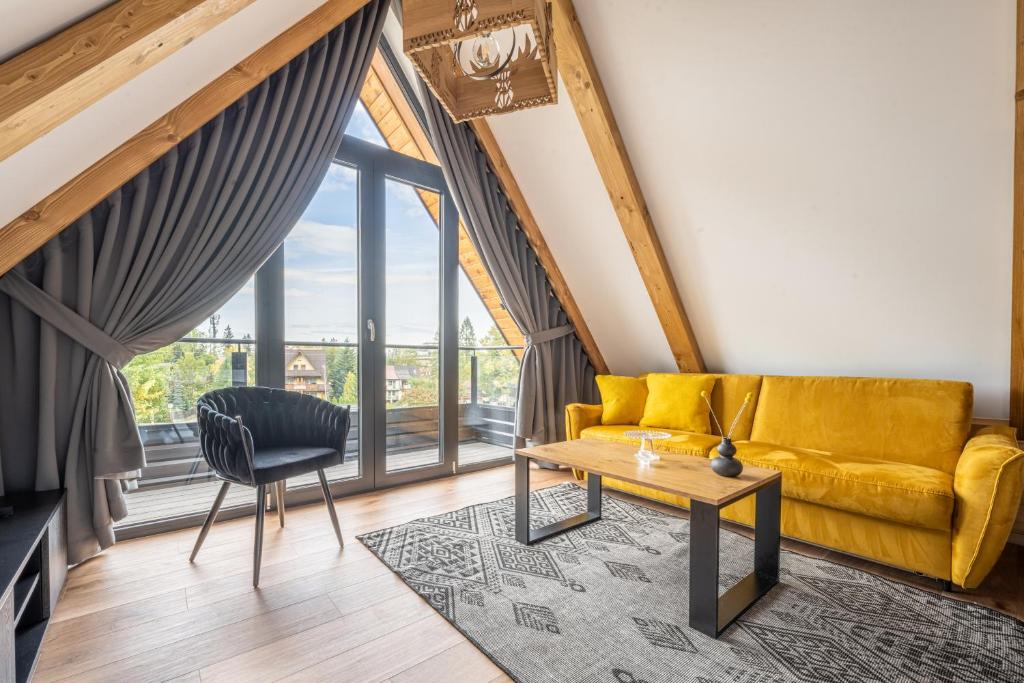 Posedenie v ubytovaní STACJA NOSAL Apartamenty