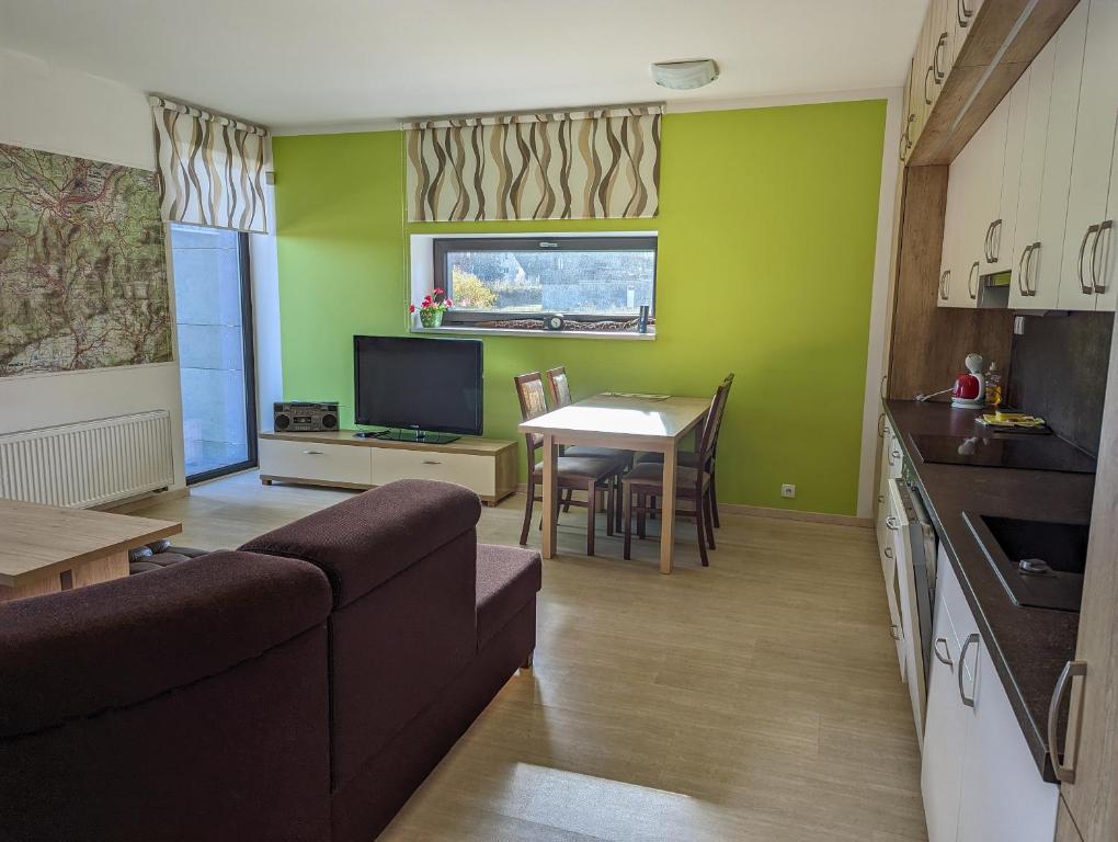 Kuchyň nebo kuchyňský kout v ubytování Apartmány KLÍNOVEC - Apartment KEILBERG