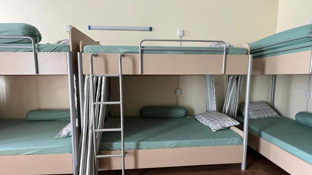 Green Riders House - Motorbike Rental & Tours - 6