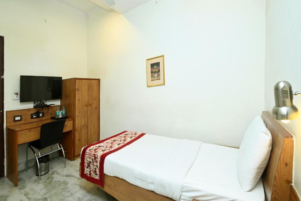 Hotel Yulia- Le Amour Inn - Standard Single Room