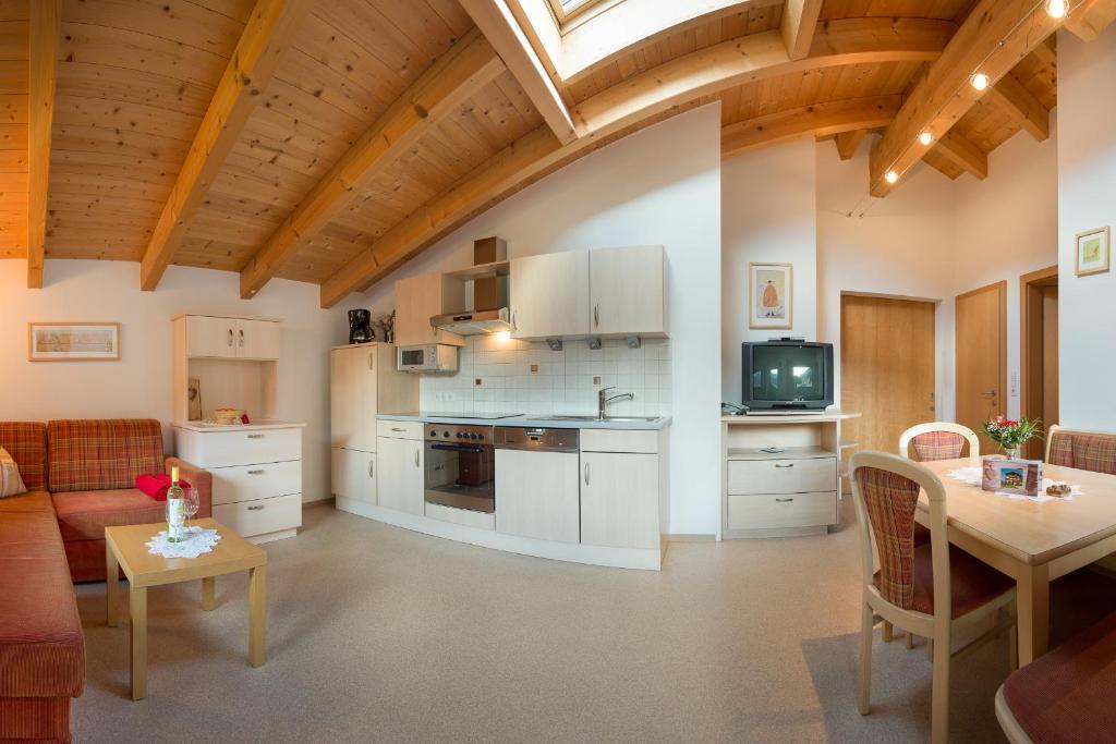 Köök või kööginurk majutusasutuses Haus Fernblick