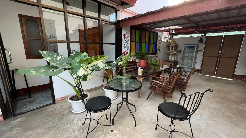 Chiang Mai Gate house - Resim 15