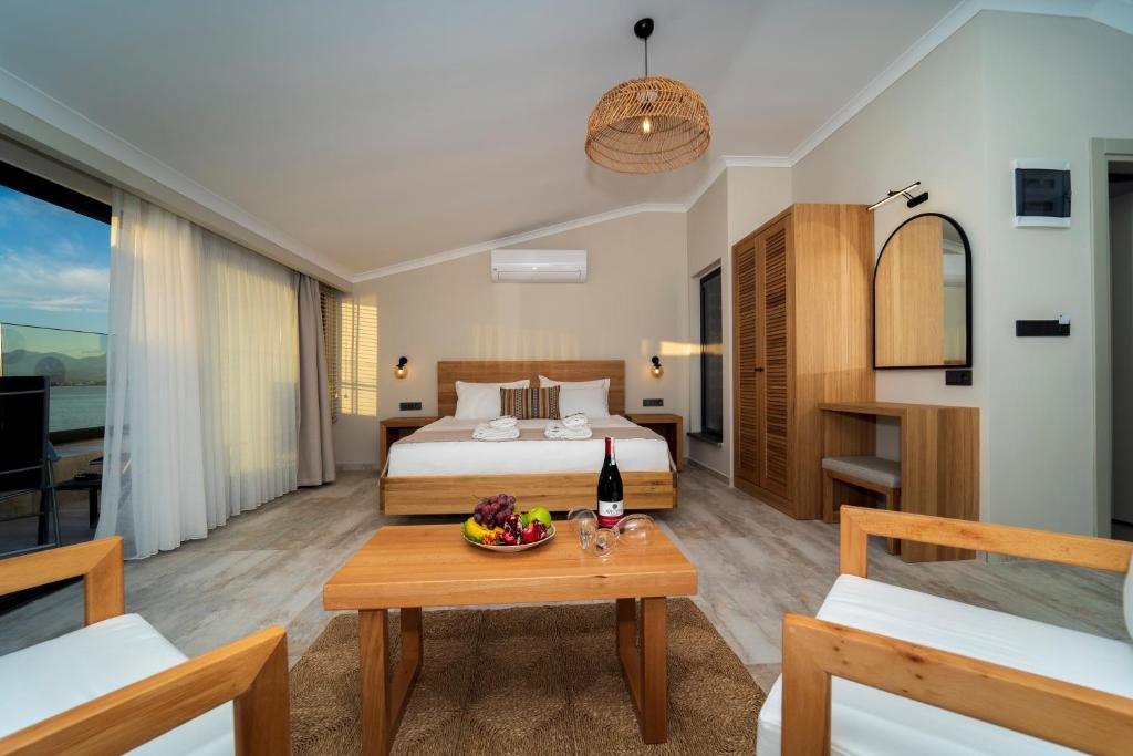 Postel nebo postele na pokoji v ubytování Ansira Fethiye