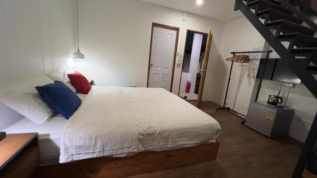 
Duplex Quadruple Room
