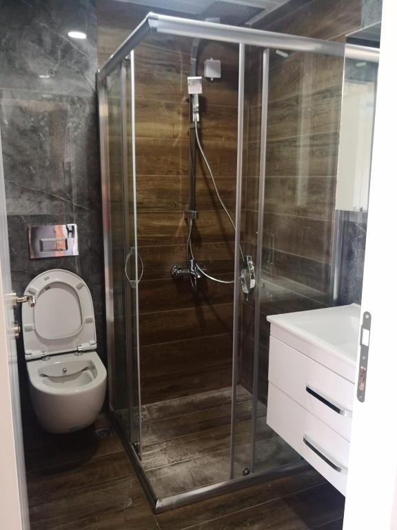 Koupelna v ubytování Ferienwohnung in Finike, 150 Meter vom Meer entfernt 3