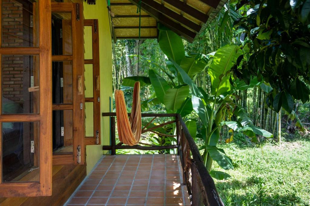 Monkey Mansion - Jungalows & Tours - 11