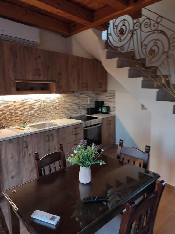 Kuchyňa alebo kuchynka v ubytovaní Castello casa
