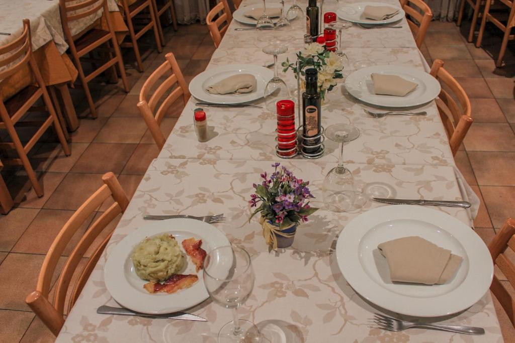 Nápoje v ubytování Hotel Saloria