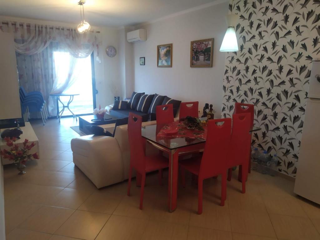 Saranda Sea View Family Apartment - Image 4