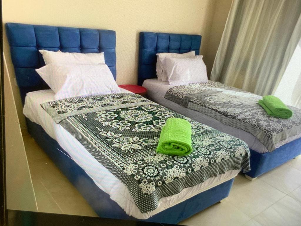 Postel nebo postele na pokoji v ubytování Elgouna Hurghada egypt mangroovy