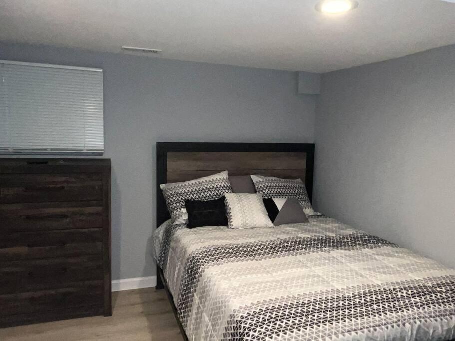 A Beautiful 1 Bedroom Basement Apartment!