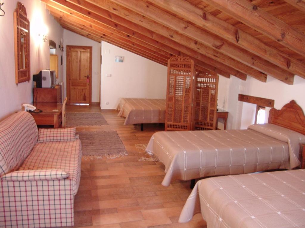 Hotel Rural La Puebla - Chambre Familiale Mansardée