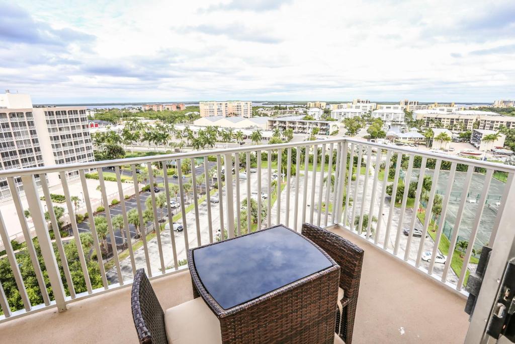 Estero Beach and Tennis 1001A - Housity