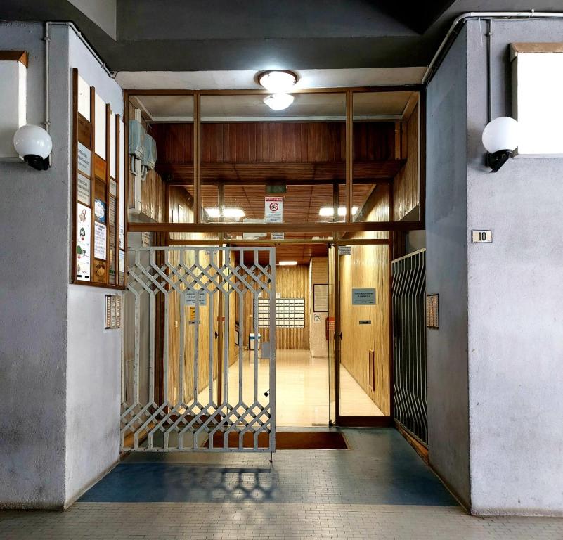 Appartamento CasaZeta luminoso e centralissimo - Housity