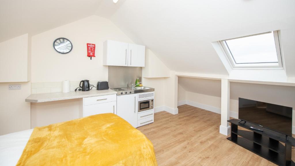 Luxury Shirley Apartments close to Solent Uni and Southampton Central Train Station - Deluxe Studio