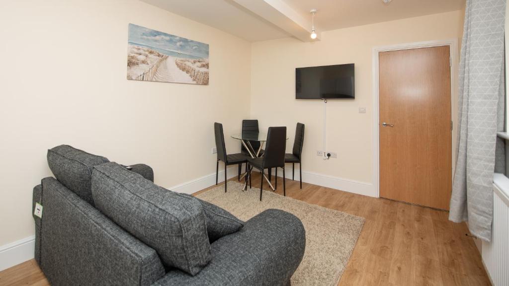 Luxury Shirley Apartments close to Solent Uni and Southampton Central Train Station - Superior Apartment