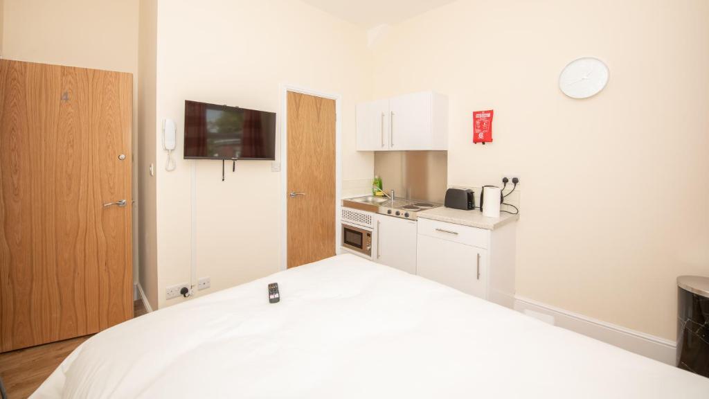 Luxury Shirley Apartments close to Solent Uni and Southampton Central Train Station - Studio