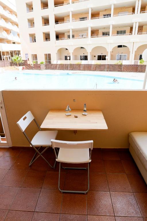 Balkón alebo terasa v ubytovaní Apartamento Marineda