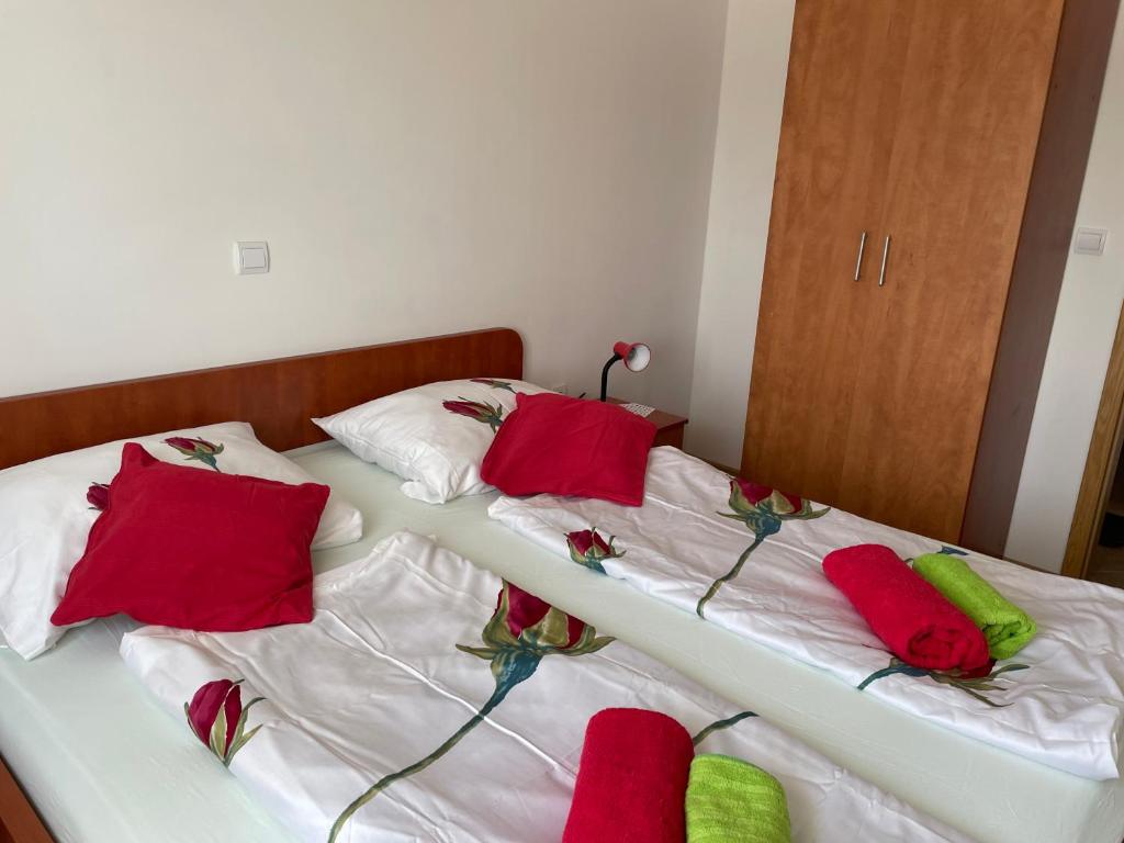 Postel nebo postele na pokoji v ubytování Villa Sea Dream Koločep