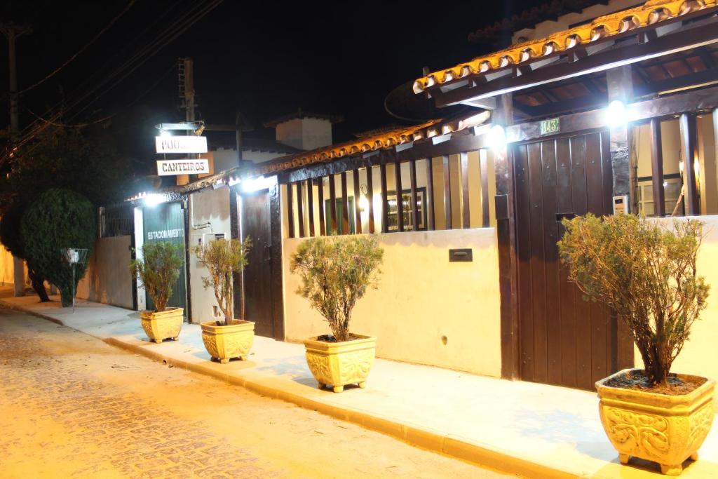  Pousada Canteiros