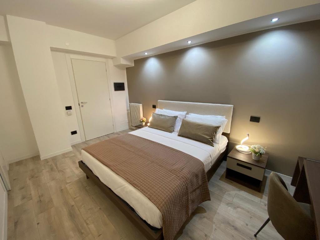 Hotel Plaza Ungheria - Resim 15