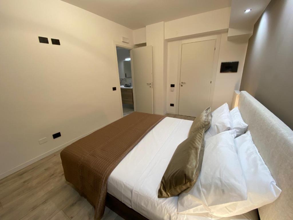 Hotel Plaza Ungheria - Resim 12